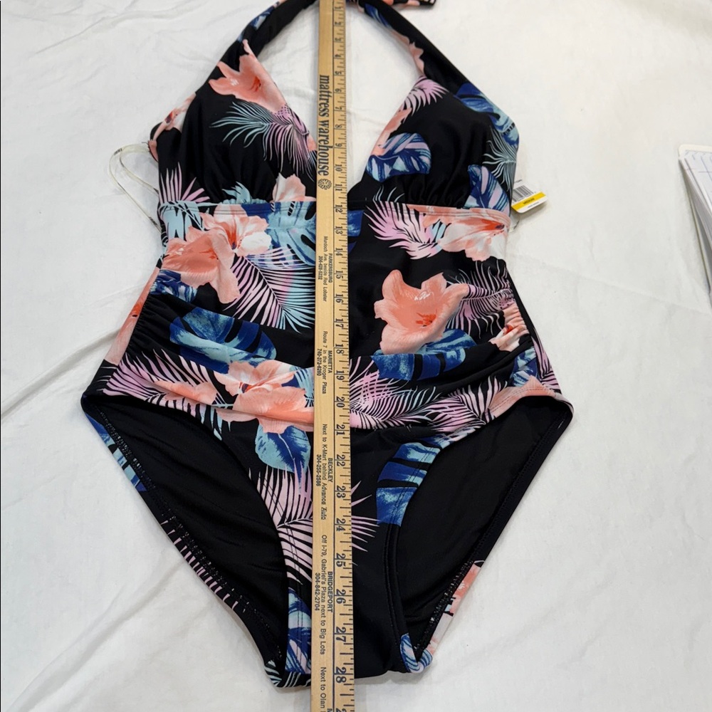 DKNY Ladies Swimsuit Halter Shirred Tropical floral Print a one Piece Size M NWT - Picture 11 of 12